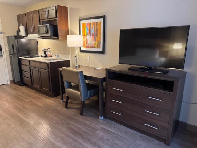 Mainstay Suites Columbus Near Fort Benning Exteriör bild